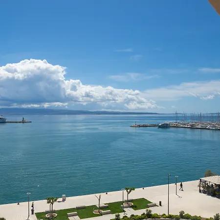 Apartmán Top Rooms *