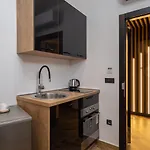 Apartment Top Rooms *