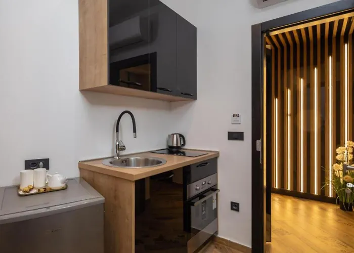 Top Rooms * Split