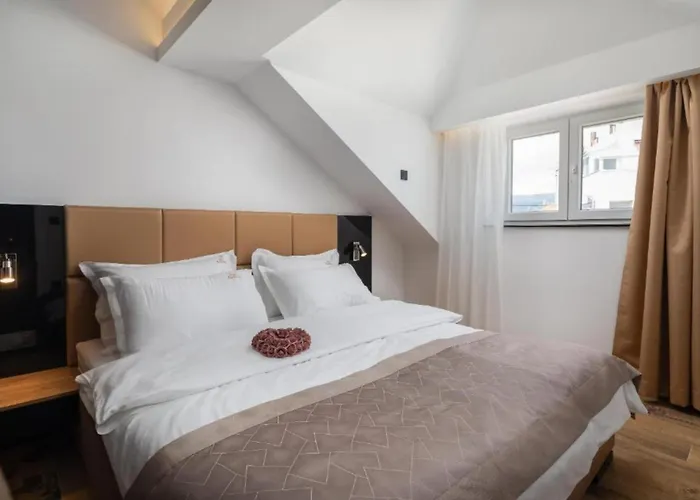 Top Rooms
