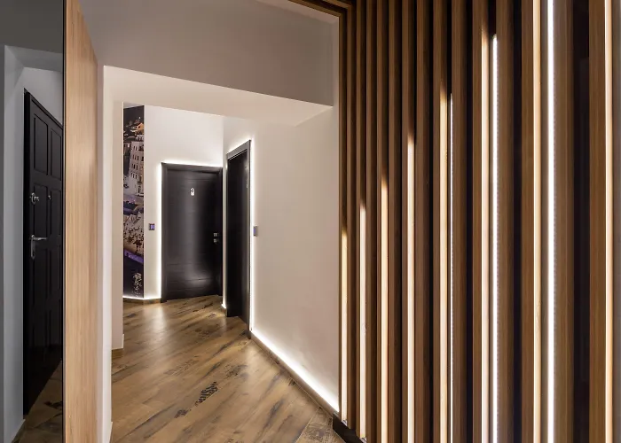 Top Rooms