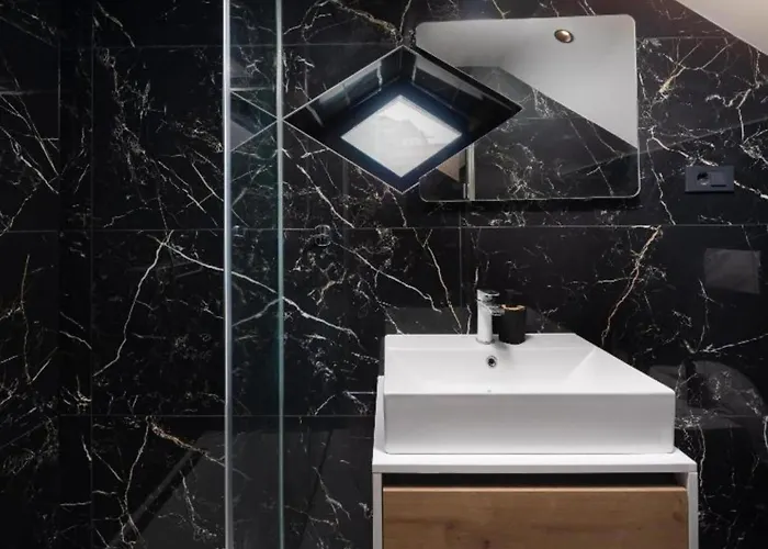 Top Rooms Apartman *