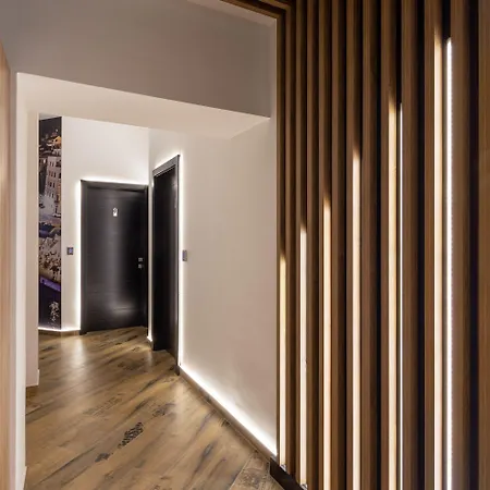 Top Rooms